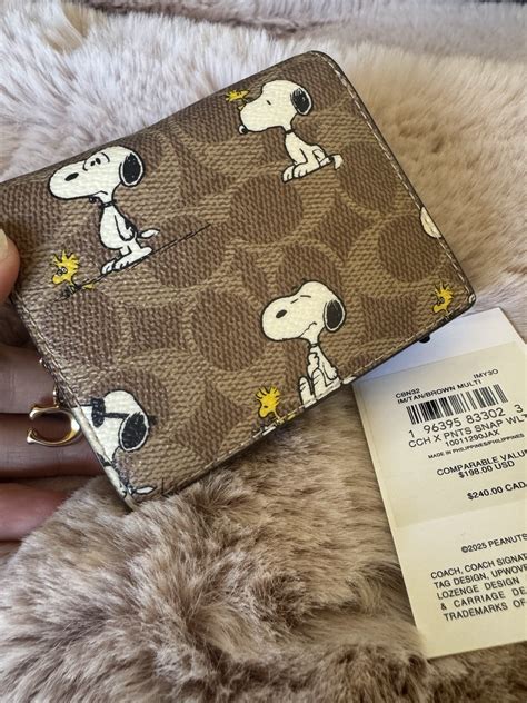 Coach x Peanuts Snoopy Snap Wallet Signature Coated Canvas CBN32 NWT
