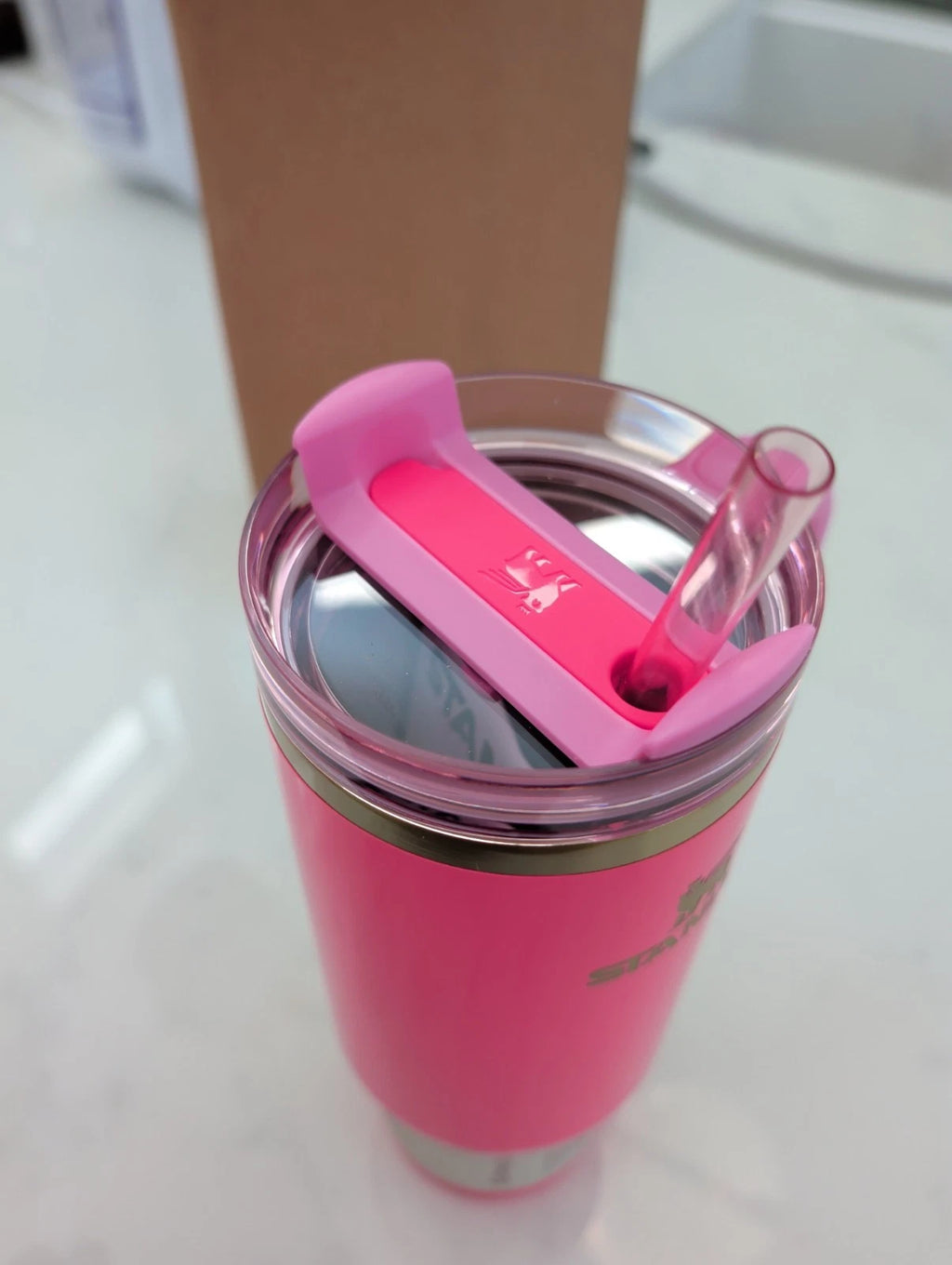 Limited Edition Pink Parade Stanley Quencher H2.0 FlowState Tumbler 30oz – NIB