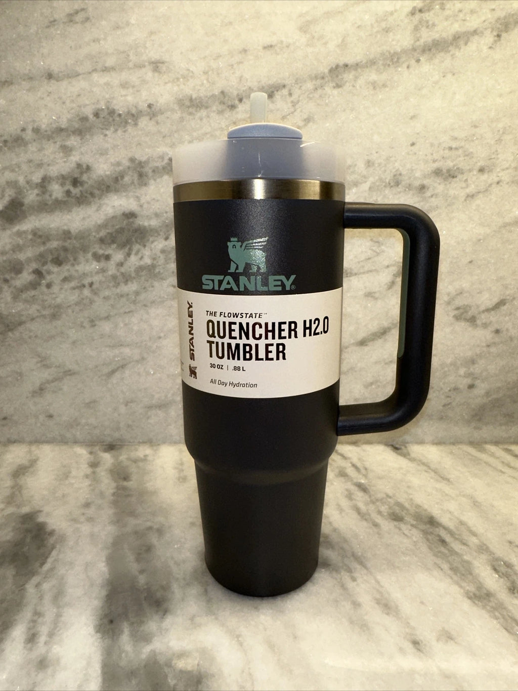 Stanley 30 oz Quencher H2.0 FlowState Tumbler – Charcoal